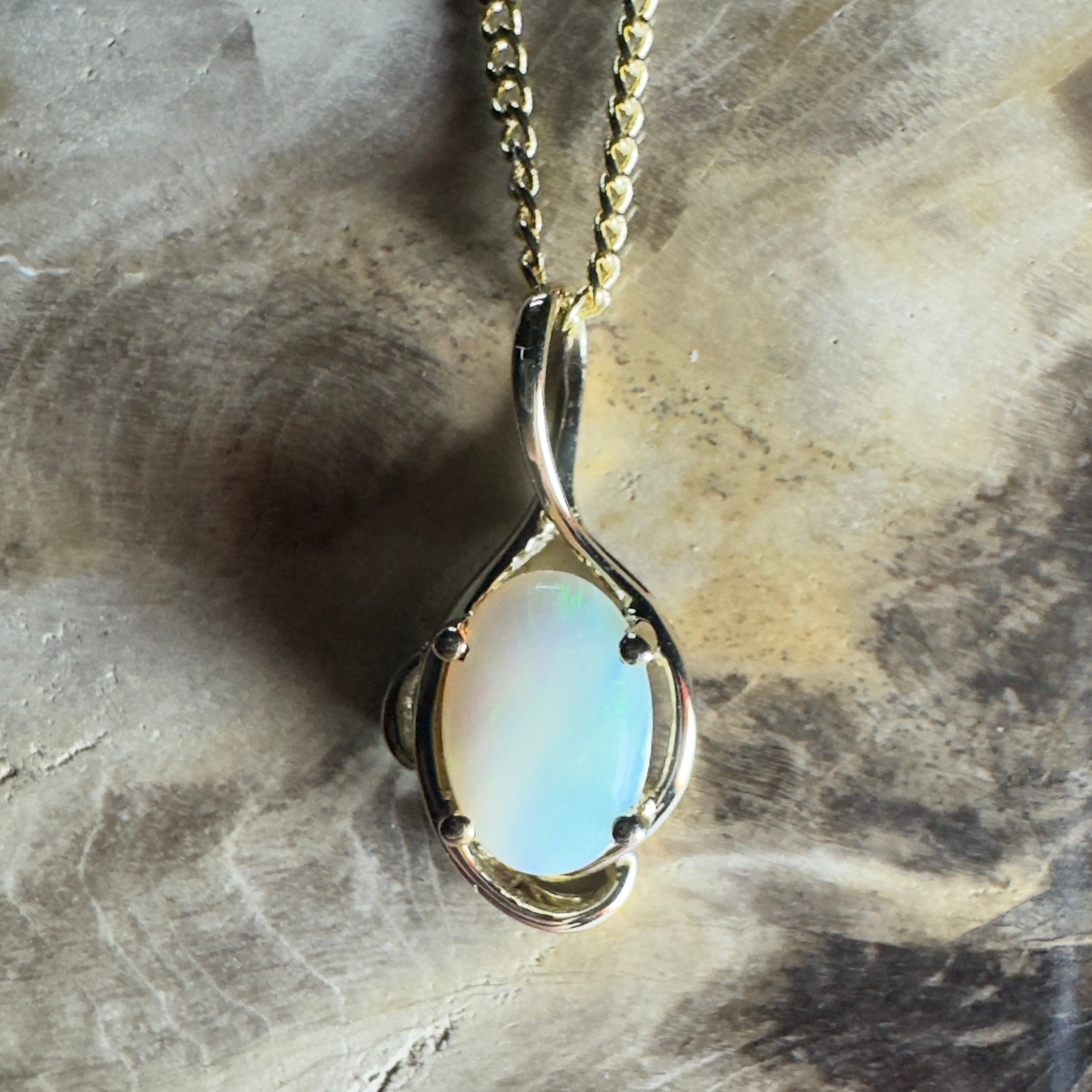 Tjoritja Fire ~ 9ct Solid Gold 0.6ct Coober Pedy Opal Pendant