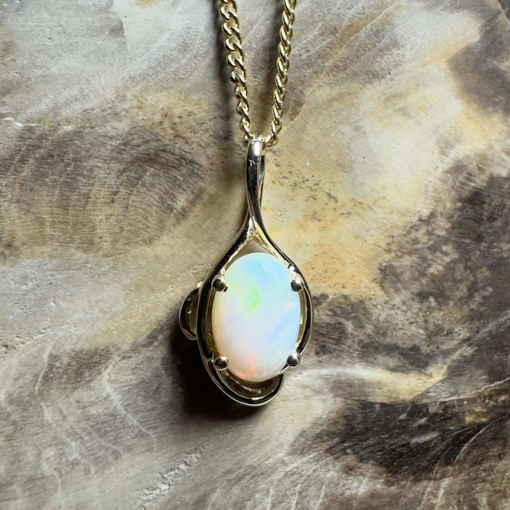 Tjoritja Fire ~ 9ct Solid Gold 0.6ct Coober Pedy Opal Pendant