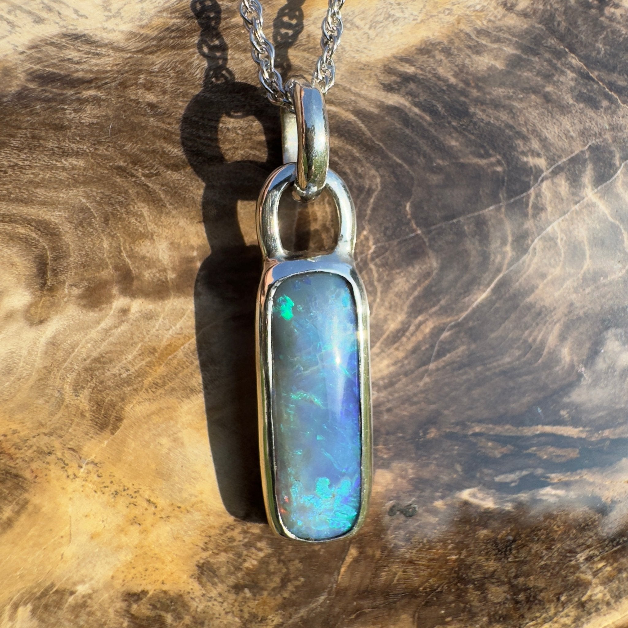 Torndirrup Blueway – 3.7ct Solid Lightning Ridge Black Opal 925 Sterling Silver Pendant Necklace