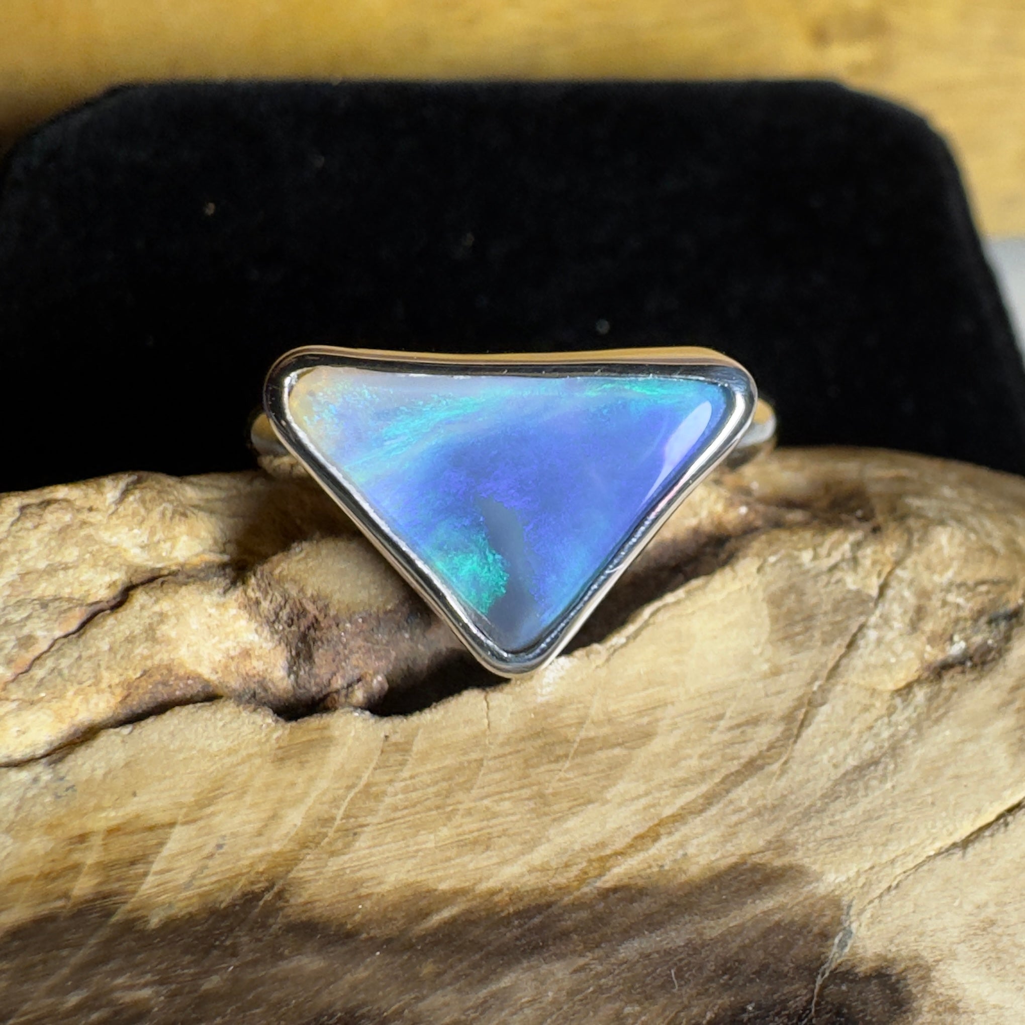 Turquoise Bay Edge ~ 3.2ct Solid Lightning Ridge Opal 925 Silver Ring