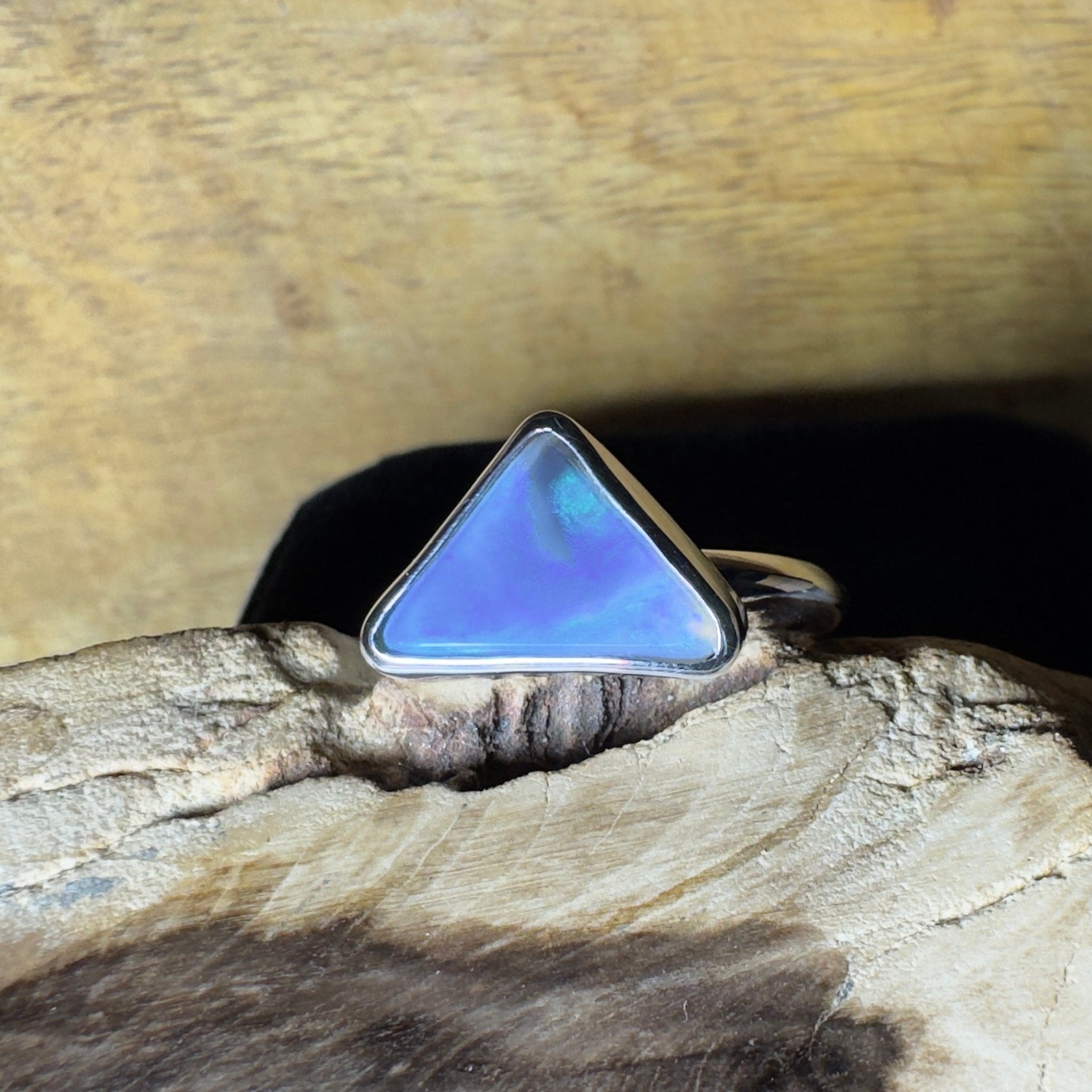 Turquoise Bay Edge ~ 3.2ct Solid Lightning Ridge Opal 925 Silver Ring