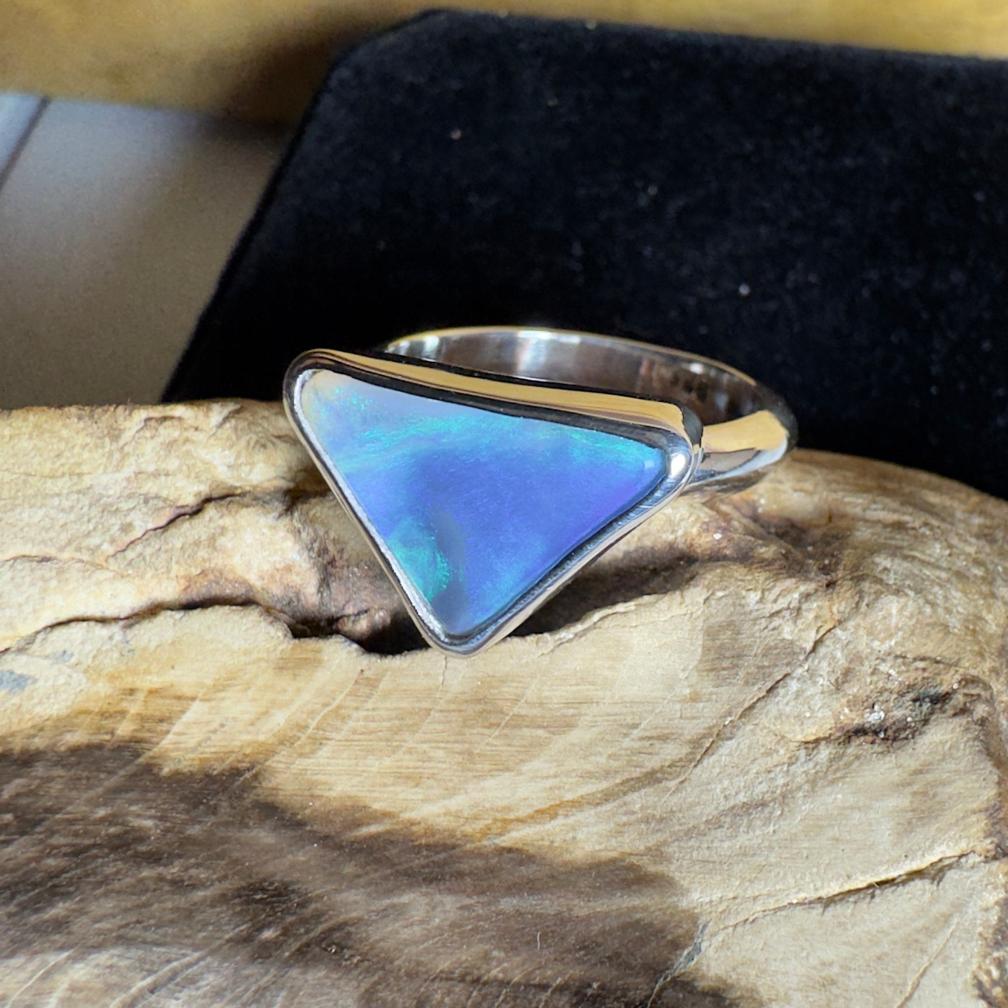 Turquoise Bay Edge ~ 3.2ct Solid Lightning Ridge Opal 925 Silver Ring