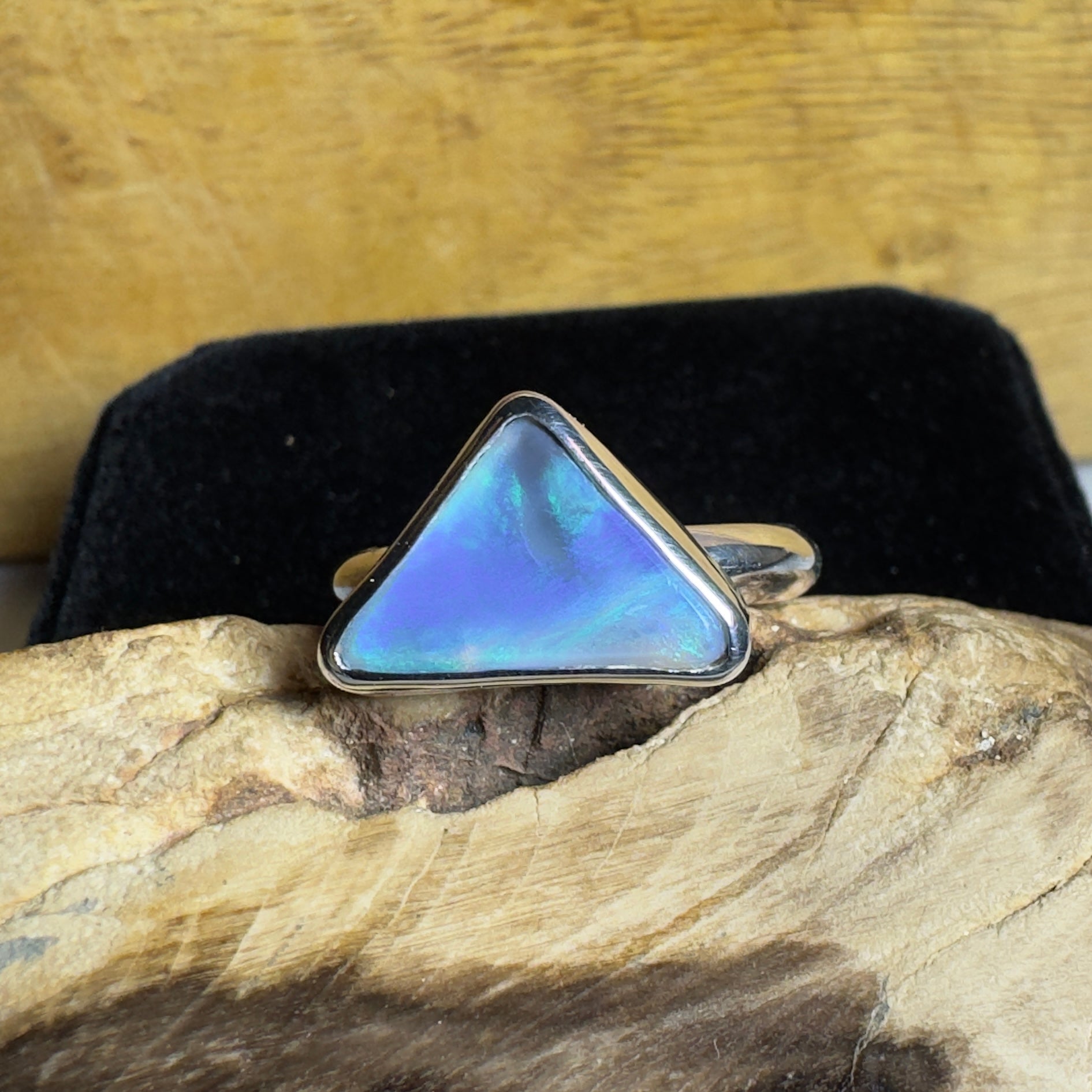 Turquoise Bay Edge ~ 3.2ct Solid Lightning Ridge Opal 925 Silver Ring