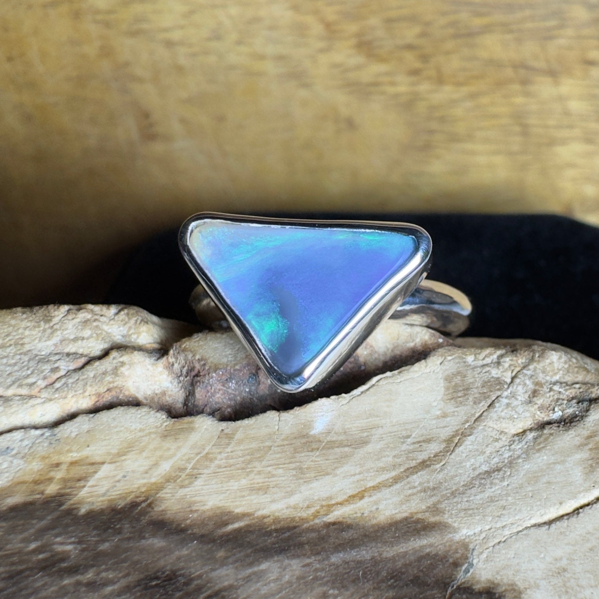 Turquoise Bay Edge ~ 3.2ct Solid Lightning Ridge Opal 925 Silver Ring