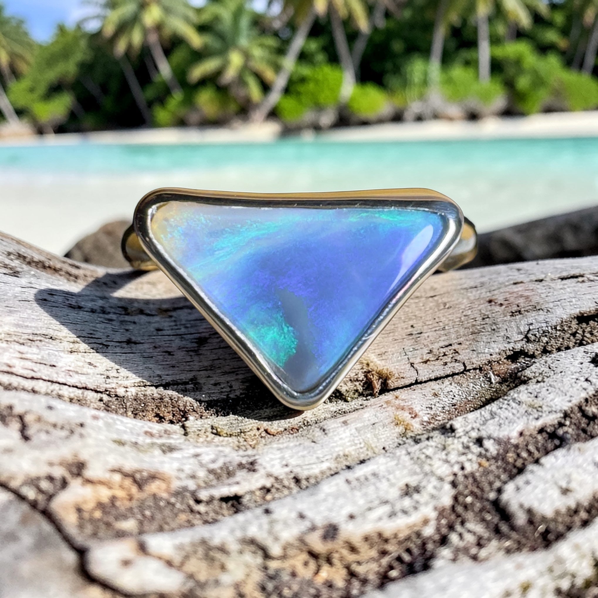 Turquoise Bay Edge ~ 3.2ct Solid Lightning Ridge Opal 925 Silver Ring