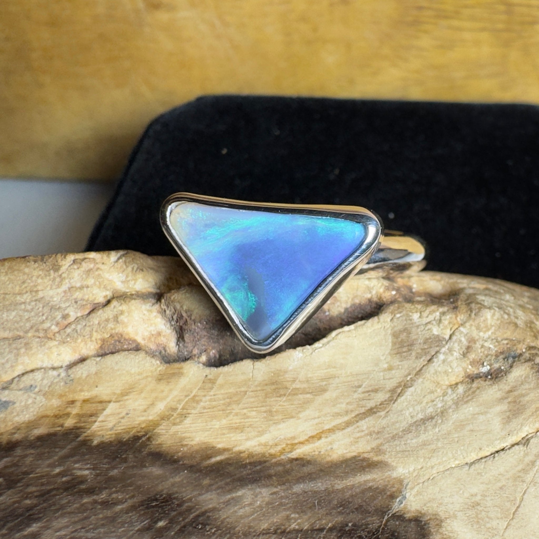 Turquoise Bay Edge ~ 3.2ct Solid Lightning Ridge Opal 925 Silver Ring