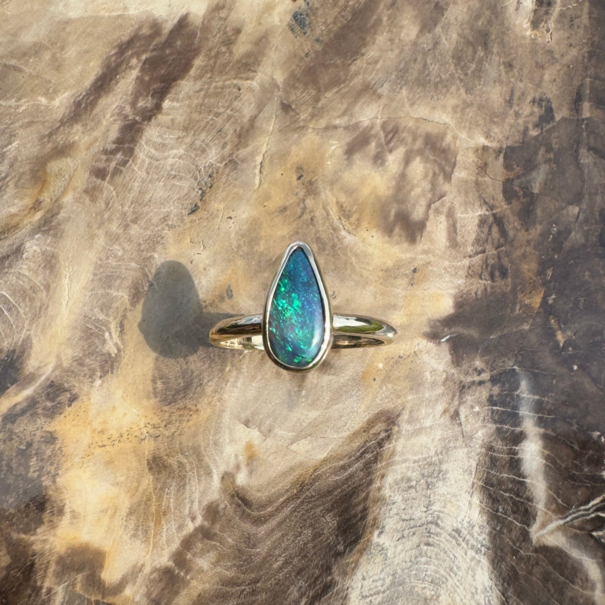 Whale Bay Watching ~ 0.7ct Solid Lightning Ridge Black Opal 9ct Solid Yellow Gold Ring