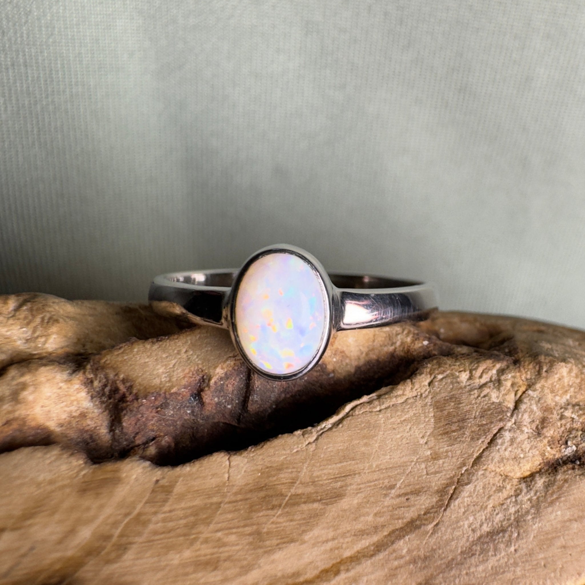 White Sands Park Softfire – Solid Lightning Ridge Opal 925 Sterling Silver Ring