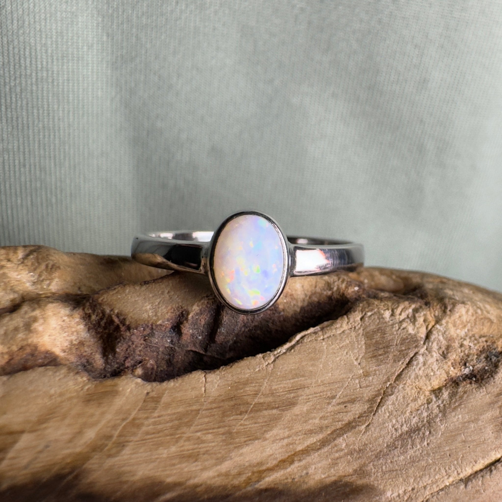 White Sands Park Softfire – Solid Lightning Ridge Opal 925 Sterling Silver Ring