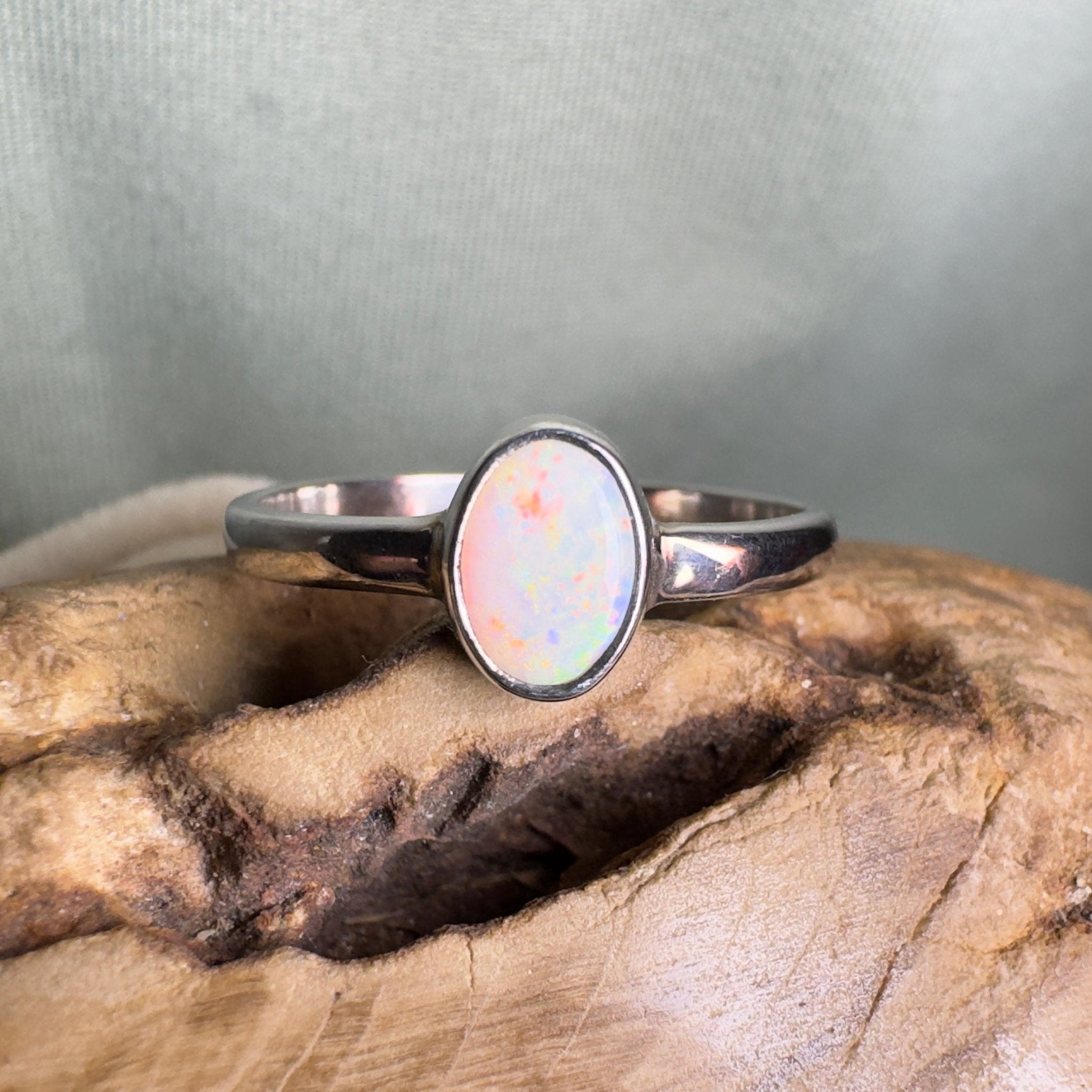 Wilsons Promontory Prism – 0.8ct Solid Lightning Ridge Opal 925 Sterling Silver Ring