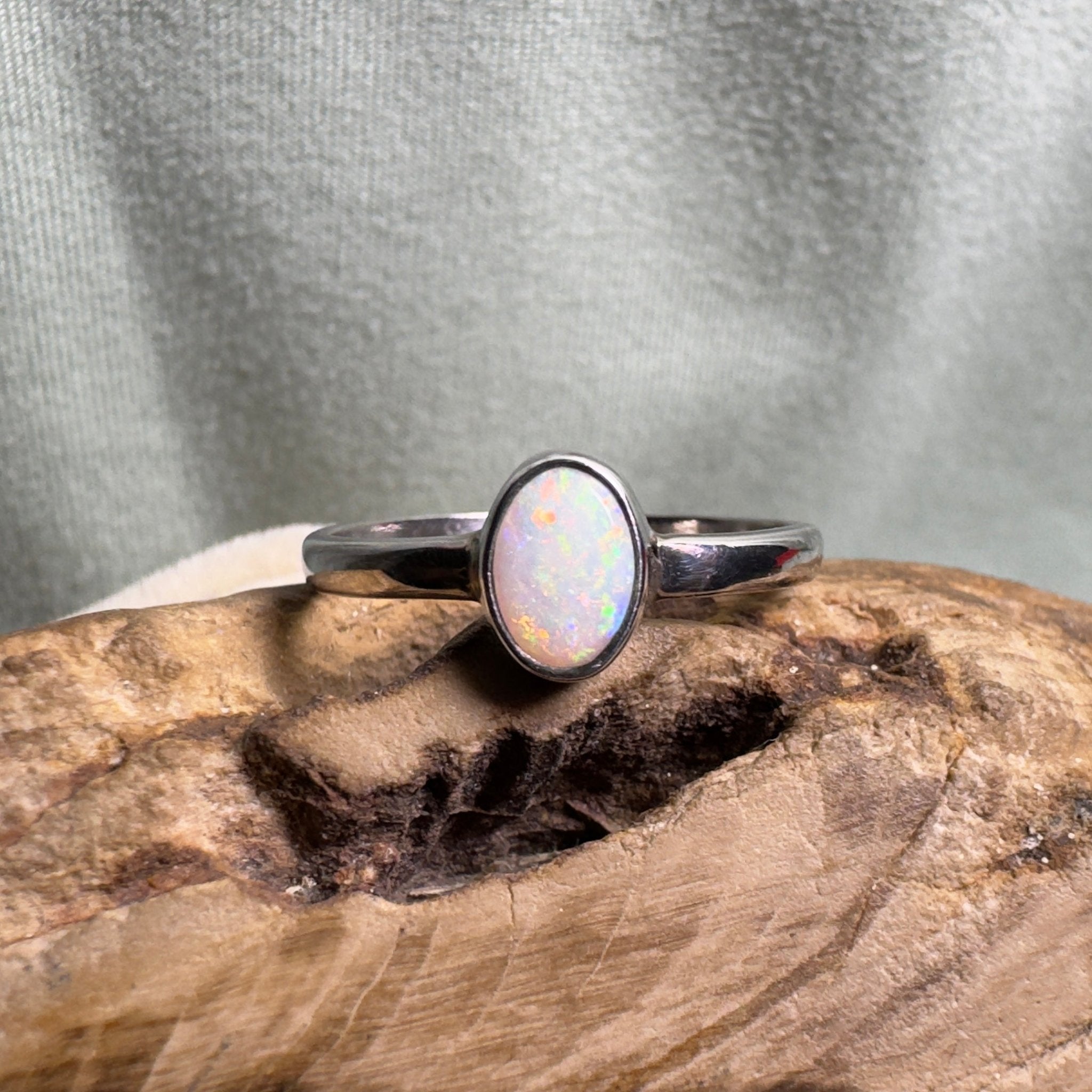 Wilsons Promontory Prism – 0.8ct Solid Lightning Ridge Opal 925 Sterling Silver Ring