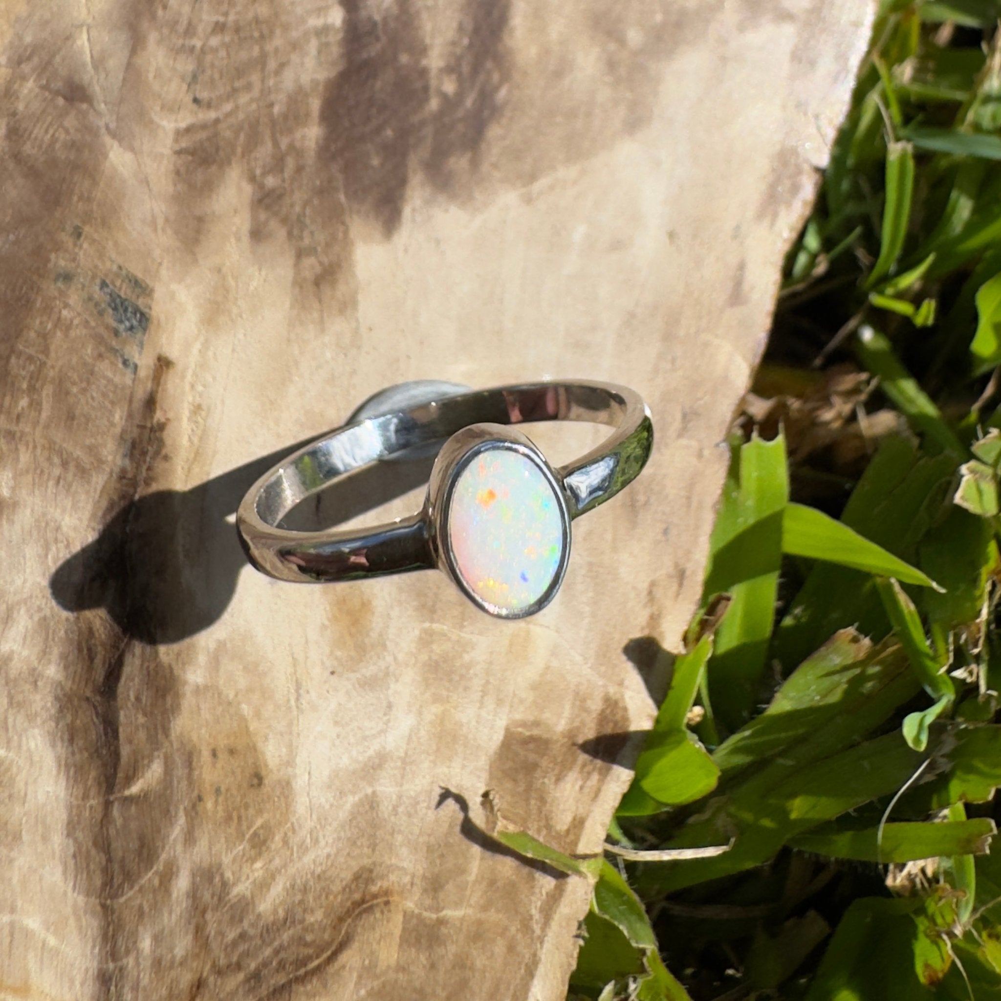 Wilsons Promontory Prism – 0.8ct Solid Lightning Ridge Opal 925 Sterling Silver Ring