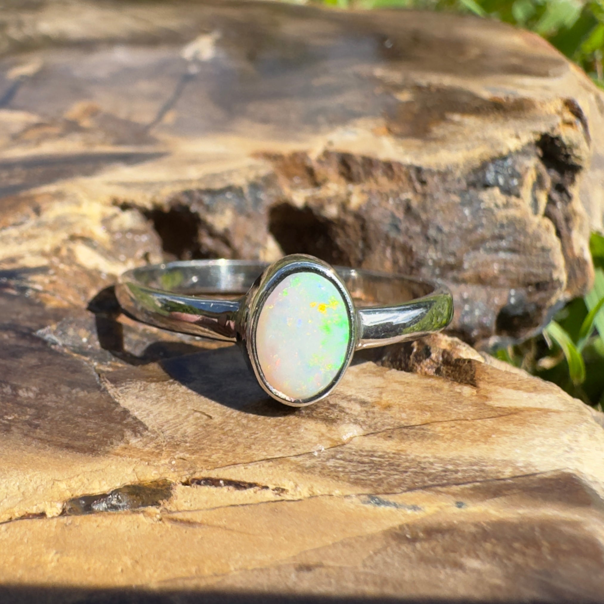 Wilsons Promontory Prism – 0.8ct Solid Lightning Ridge Opal 925 Sterling Silver Ring