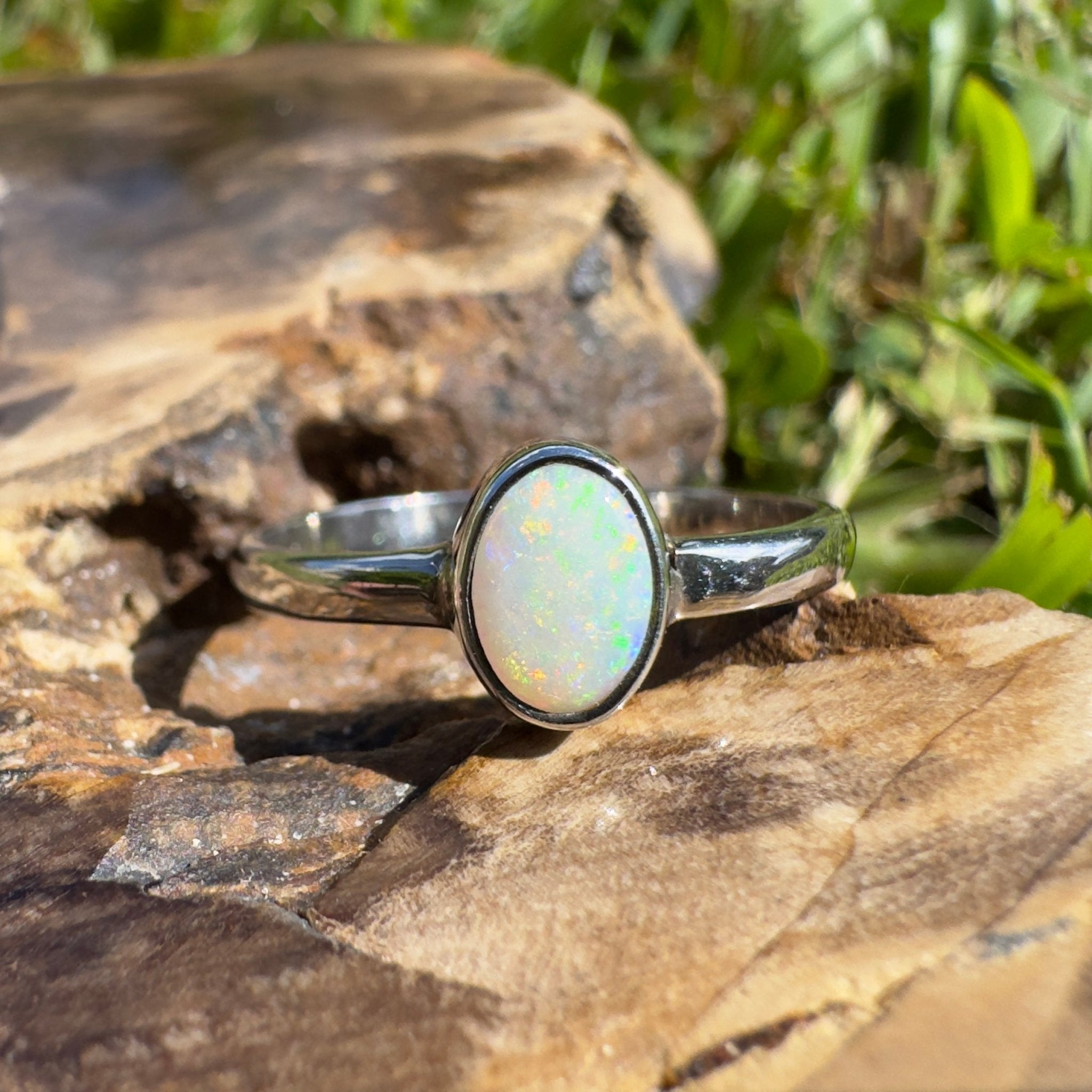 Wilsons Promontory Prism – 0.8ct Solid Lightning Ridge Opal 925 Sterling Silver Ring