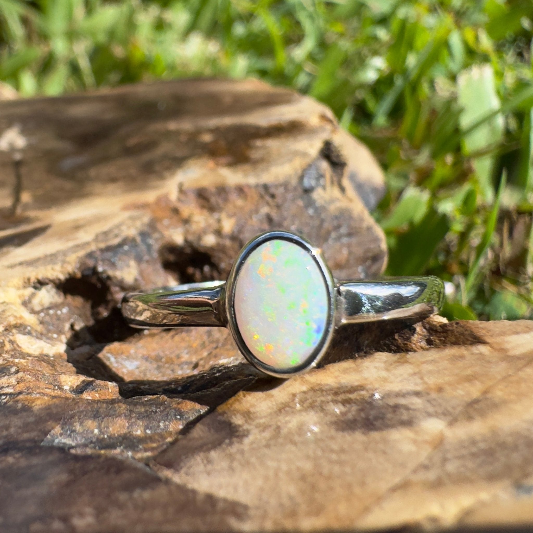 Wilsons Promontory Prism – 0.8ct Solid Lightning Ridge Opal 925 Sterling Silver Ring