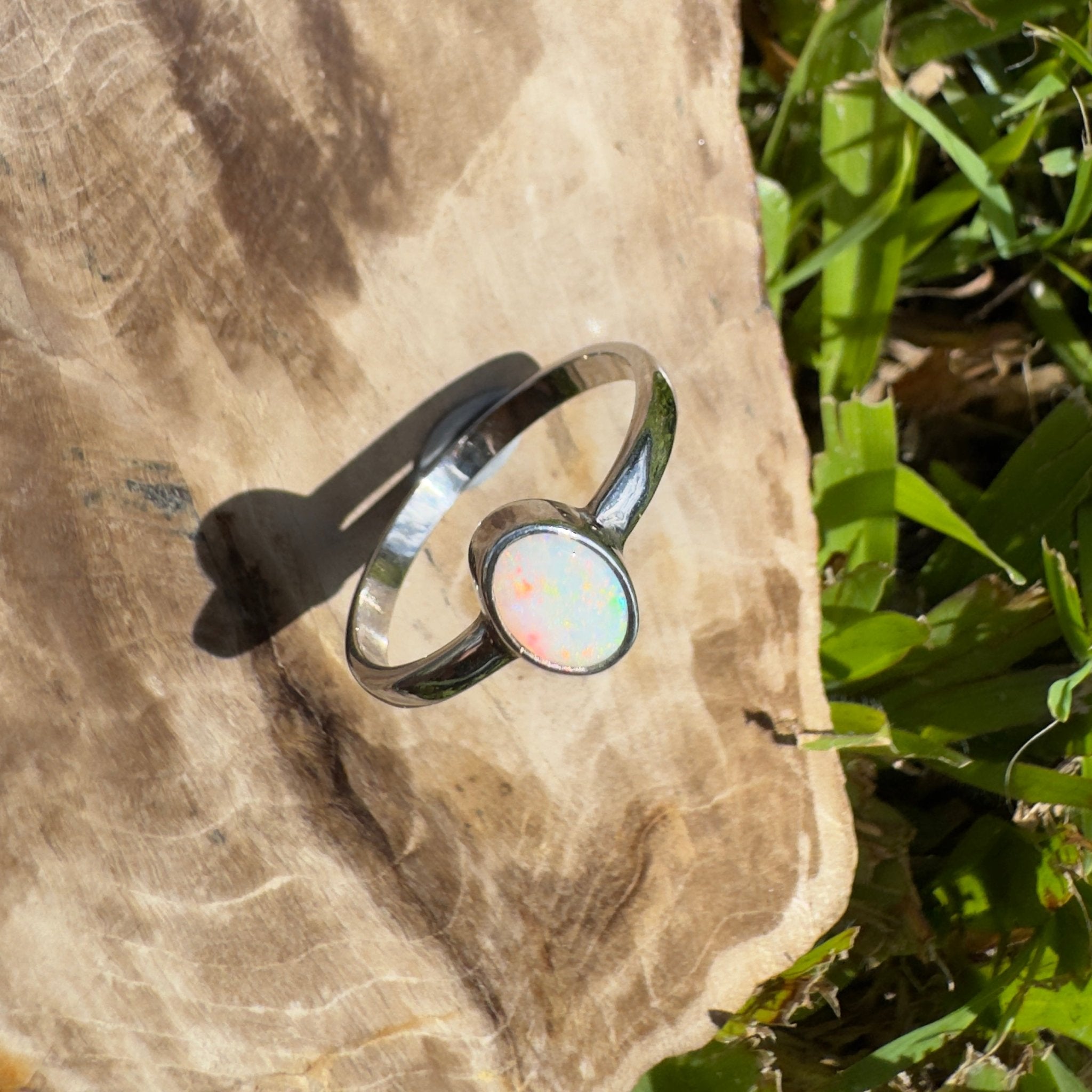 Wilsons Promontory Prism – 0.8ct Solid Lightning Ridge Opal 925 Sterling Silver Ring