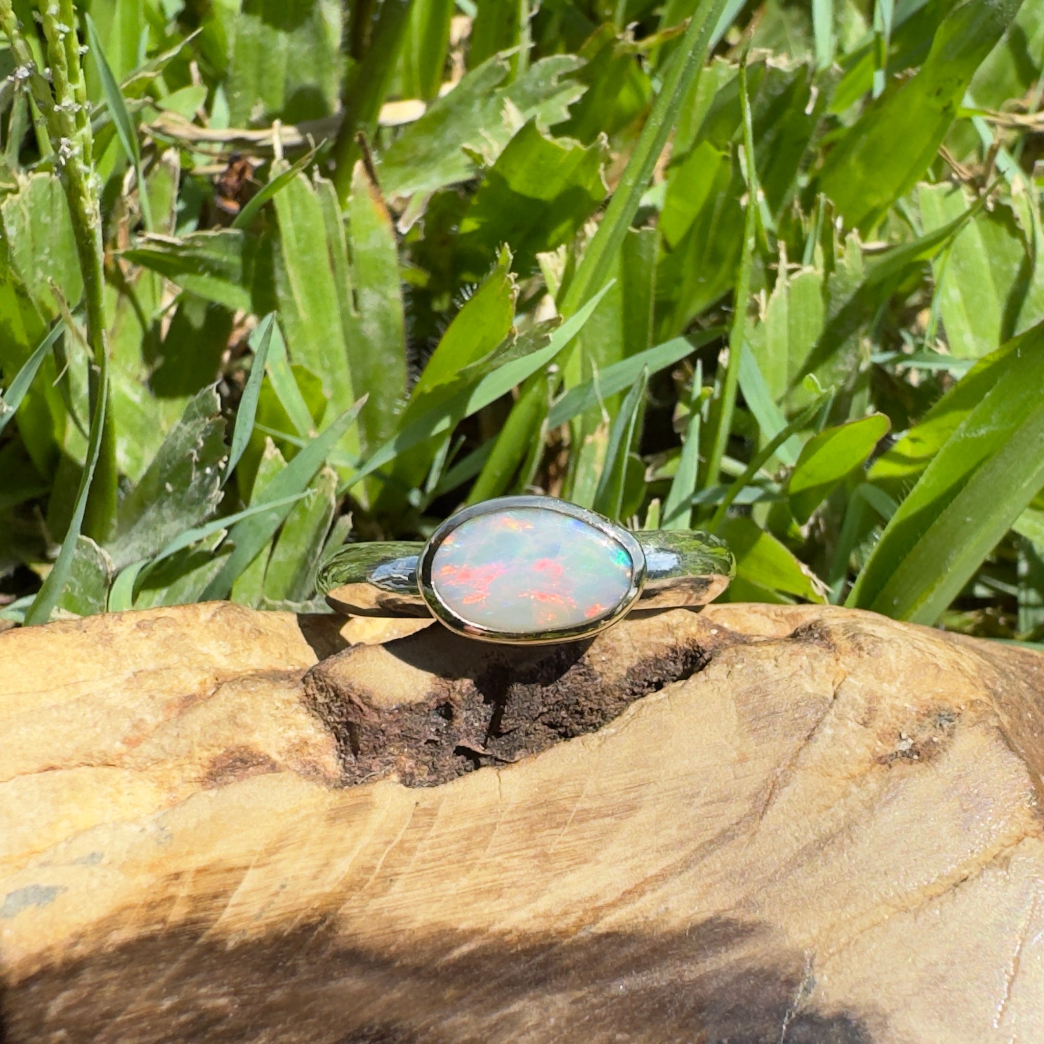 Yalgoo Horizon - 0.7ct Solid Lightning Ridge Opal Two - Tone 9ct Gold & 925 Sterling Silver Ring