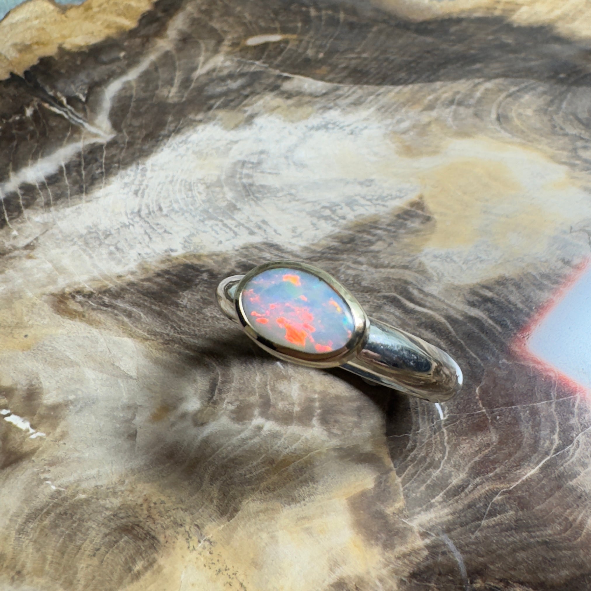 Yalgoo Horizon - 0.7ct Solid Lightning Ridge Opal Two - Tone 9ct Gold & 925 Sterling Silver Ring