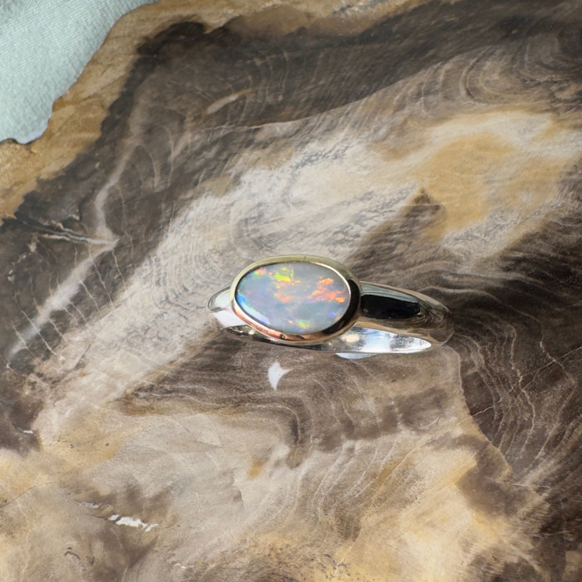 Yalgoo Horizon - 0.7ct Solid Lightning Ridge Opal Two - Tone 9ct Gold & 925 Sterling Silver Ring