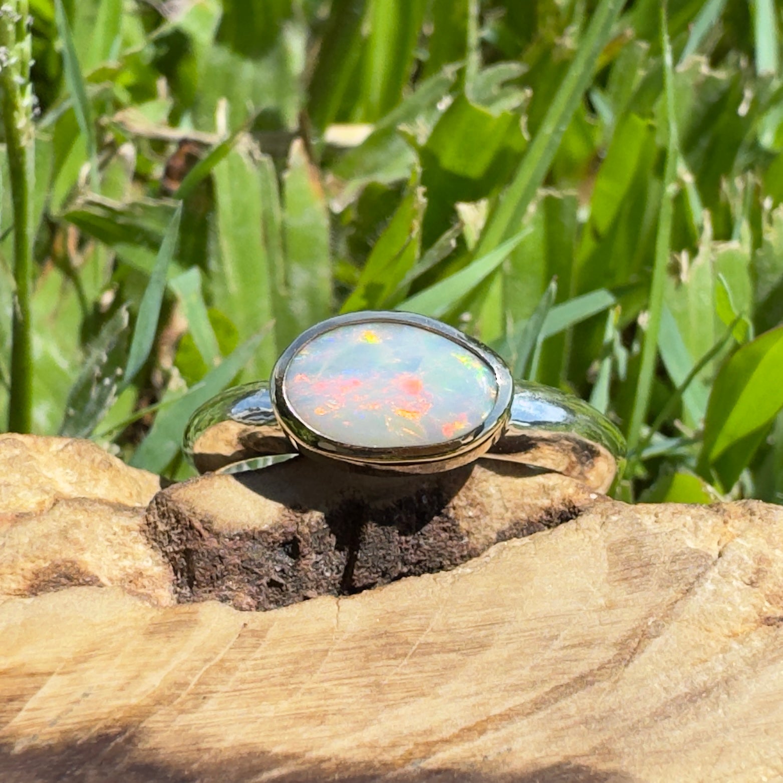 Yalgoo Horizon - 0.7ct Solid Lightning Ridge Opal Two - Tone 9ct Gold & 925 Sterling Silver Ring