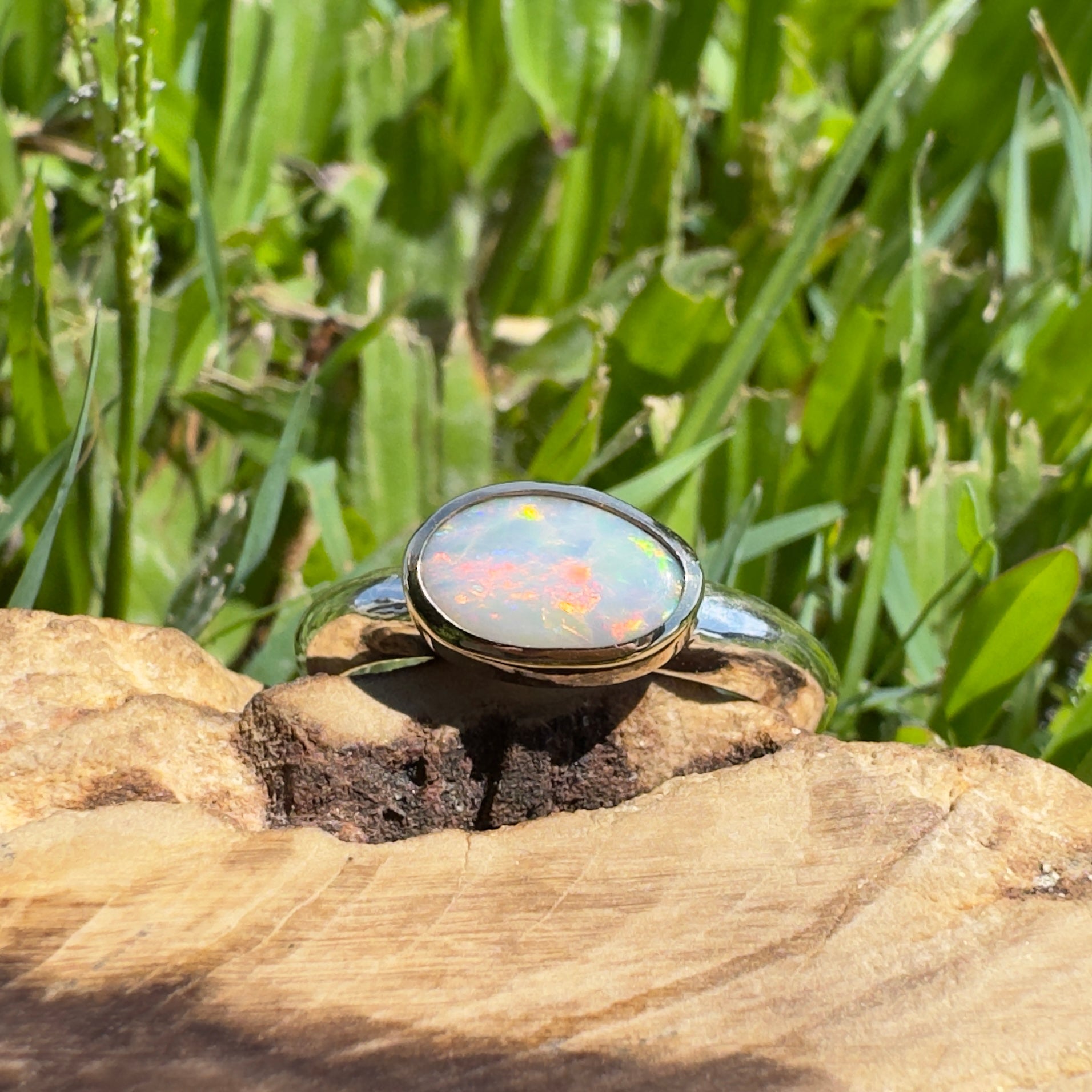 Yalgoo Horizon - 0.7ct Solid Lightning Ridge Opal Two - Tone 9ct Gold & 925 Sterling Silver Ring
