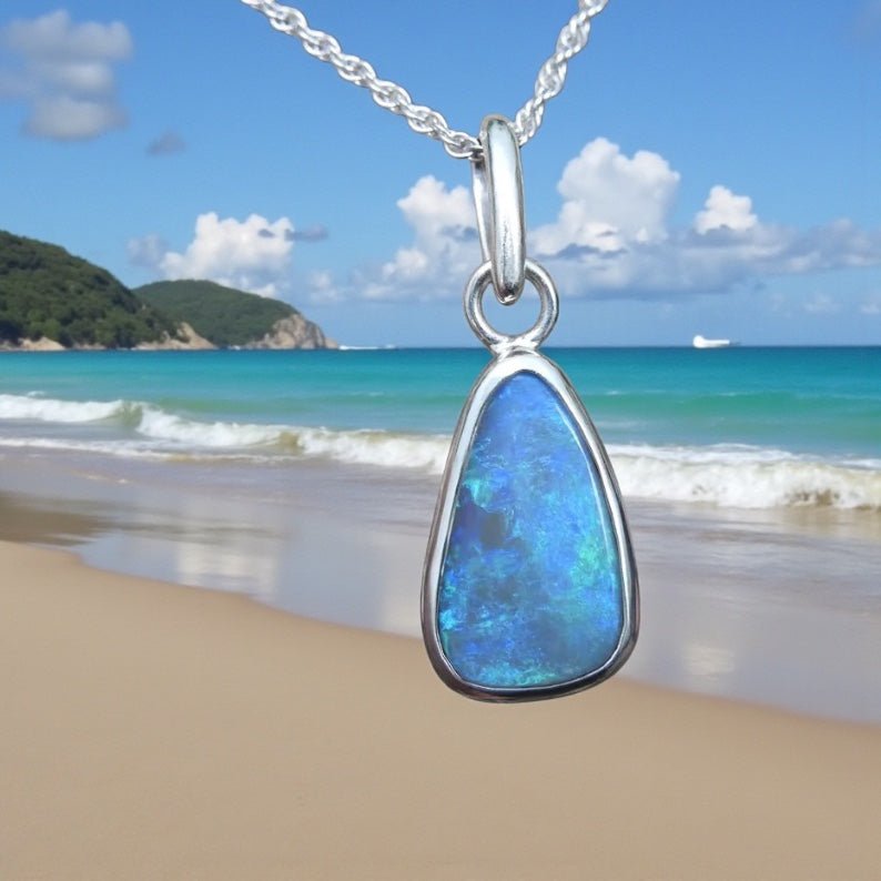 Yamba Drift – 4.5ct Solid Lightning Ridge Semi Black Opal 925 Sterling Silver Pendant Necklace